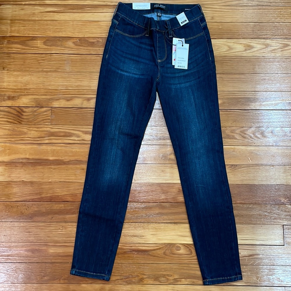Judy blue mid-rise jeans
